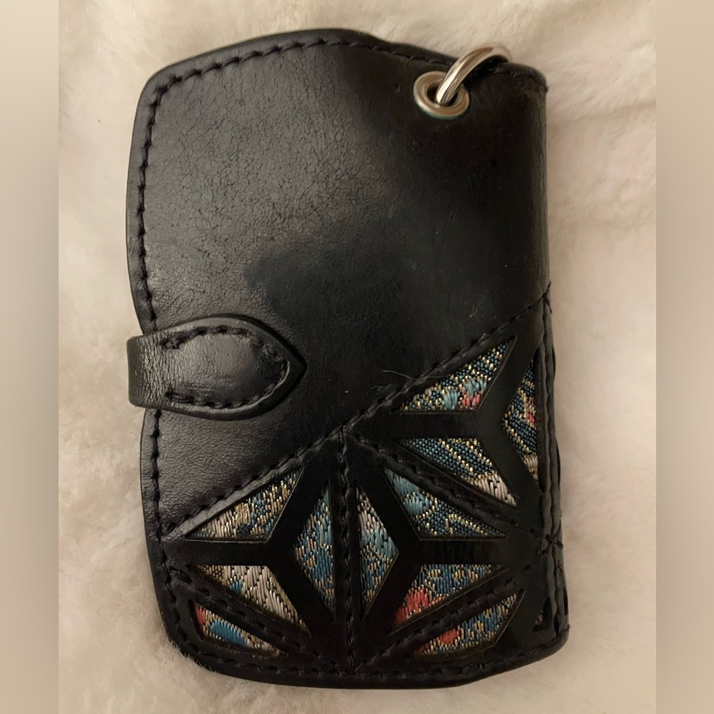 DEGNER Hanayama Key Case Japanese Pattern Miyako Sakura Key Ring Genuine Leather - Picture 4 of 7